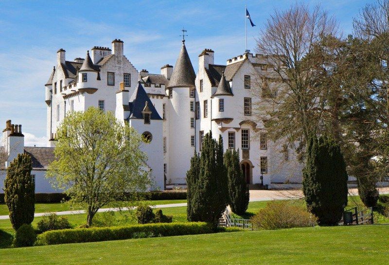 10_historic_places_to_stay_in_the_UK-Atholl_Palace_1024x699_800x546