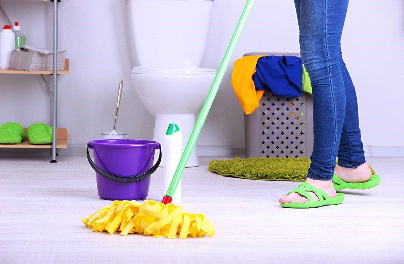 mopping