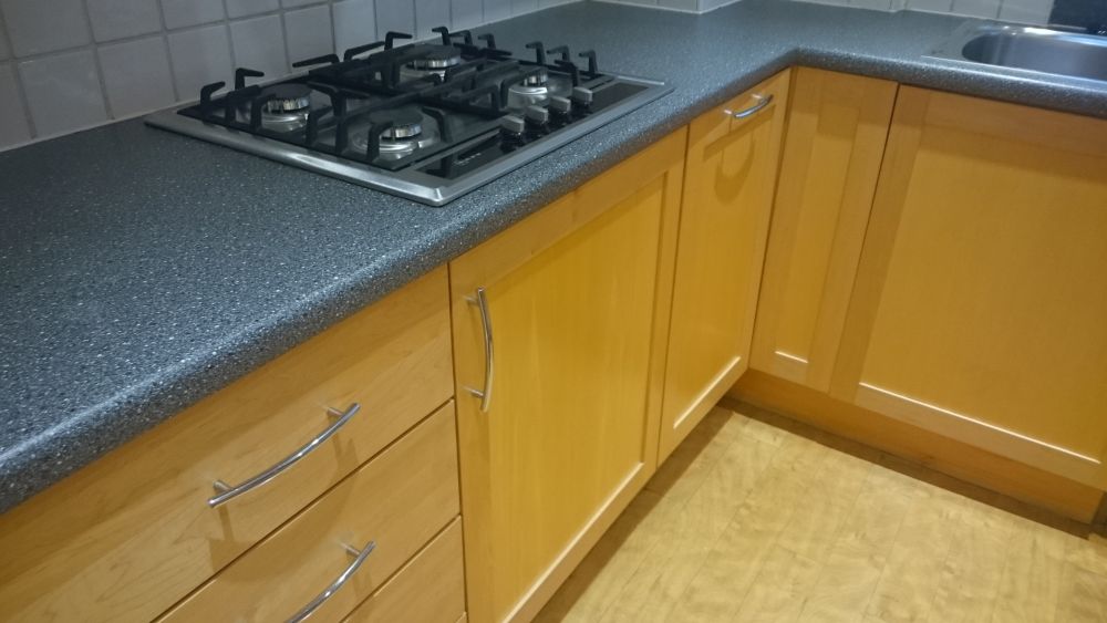 commercial cleaners IG7